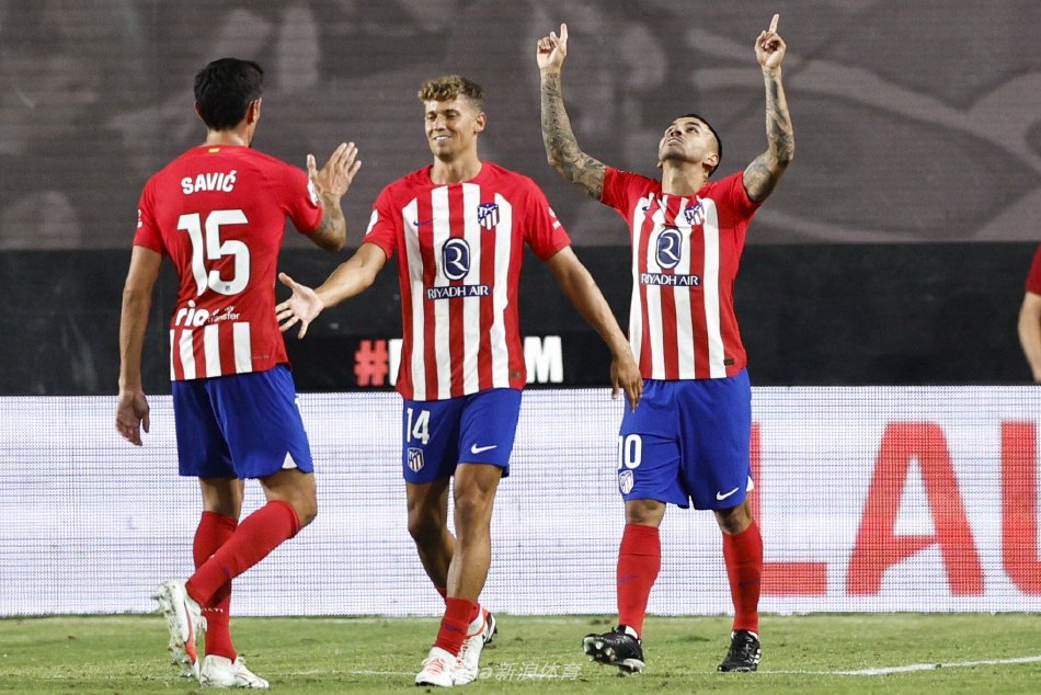 展现实力的 展现实力的