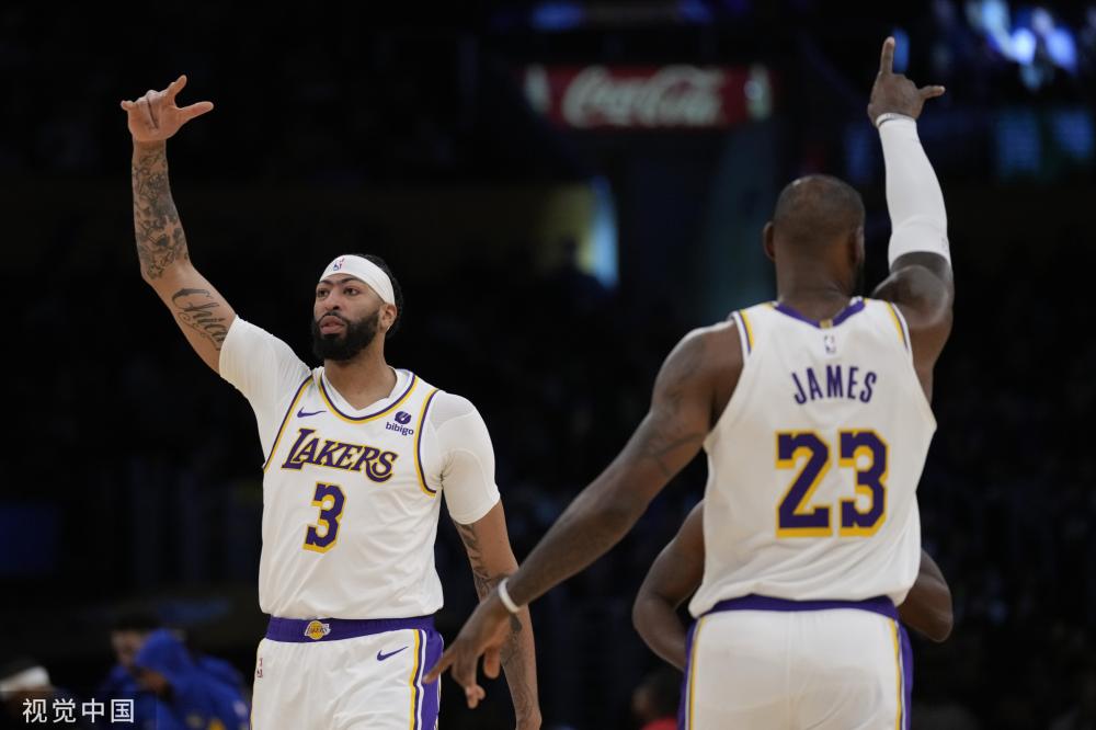 保持在第一 保持在第一