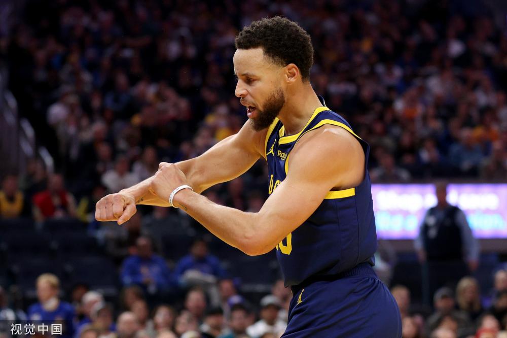 巴萨后卫皮 巴萨后卫皮